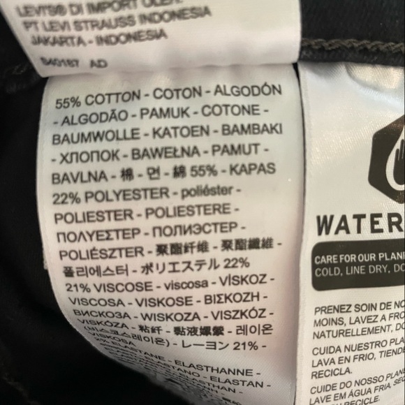 Levi's Black Denim Mile High Ruffle Skirt - Picture 9 of 10